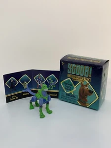 SCOOB! Scooby Snacks Packs Mystery Mini-Dynomutt Figur 2019 - Bild 1 von 6