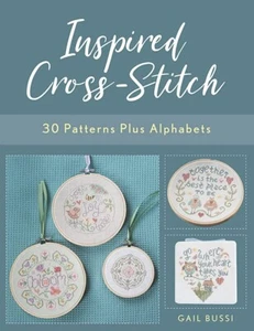 Inspirierter Kreuzstich: 30 Muster plus Alphabete von Gail Bussi (2021, Trade... - Bild 1 von 1