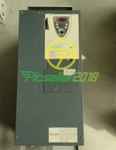 1 Stück gebraucht GETESTET Schneider Frequenzumrichter ATV61HD37N4Z USV oder FedEx - Bild 1 von 2