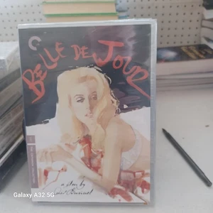 Belle de Jour Luis Bunuel DVD New In Wrapper JE09  - Picture 1 of 2