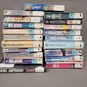 Piers Anthony Lot of 20 PB Books Science Fiction Fantasy all ex Library - Picture 1 of 23