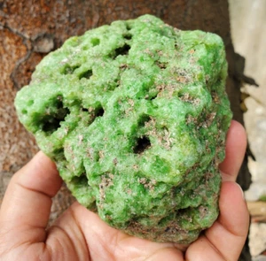 895 G Nuevo Discovery Sumatra Extremo Raro Verde Epidota Cristal Mineral Áspero - Imagen 1 de 11