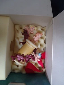 WDCC Disney Classics Fantasia Cupids On Pillar Love's Little Helpers SIGNIERT - Bild 1 von 4