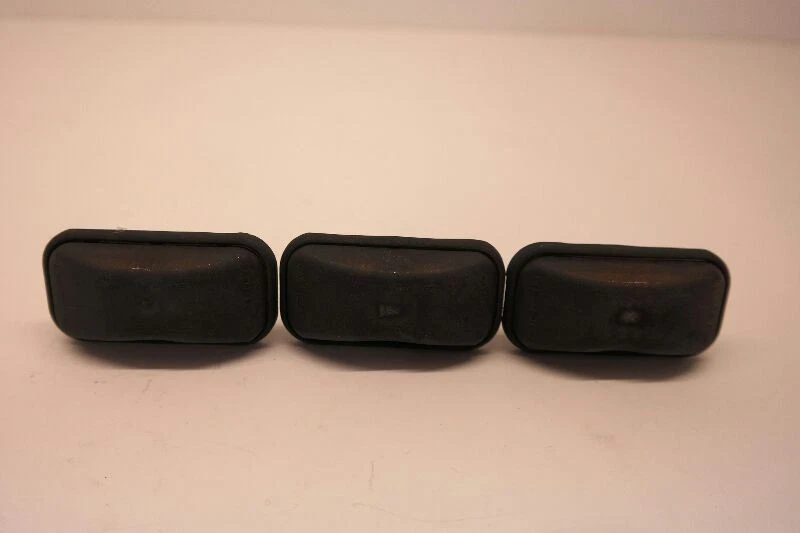2003-2009 HUMMER H2 FRONT ROOF MOUNTED LIGHTED LIGHT SET OF THREE - Image 1 of 4