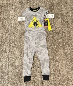 Juego de pijama ropa para dormir Spyder nuevo nunca usado con etiquetas niño pequeño 2T - Imagen 1 de 7