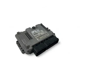 HYUNDAI i40 VF Motorsteuergerät ECU 39120-2A235 2014 31267074 - Picture 1 of 8