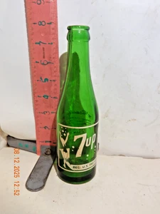 7UP bottle , dated 1944- 7 ounce size , Swimsuit Label, Portland, Or. Bottler - Picture 1 of 3