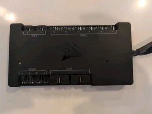 Contrôleur de ventilateur Corsair Commander PRO CL-9011110-WW 6 canaux - Noir - Photo 1/2