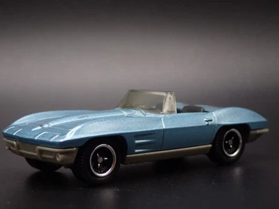 1963 63 CHEVY CHEVROLET CORVETTE CONVERTIBLE BLUE 1/64 SCALE DIECAST MODEL CAR - Image 1 of 4