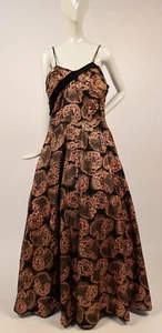 MOST ELEGANT 1940’S SALMON + METALLIC GOLD EMBOSSED CHINTZ LONG DRESS W VELVET - Picture 1 of 7