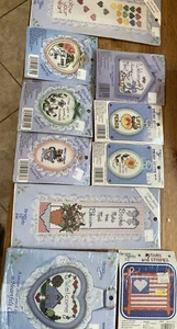 Counted Cross Stitch Kits, Bulk Lot 10 Flowers Flag Family Friend Magnet Frame R - Picture 1 of 1