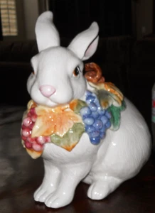 Vtg FF Fitz and Floyd White Easter Bunny Rabbit Color Fruit Accent Cookie Jar - Picture 1 of 11