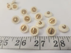 BOTTONI VINTAGE LOTTO DI 11 PICCOLI ORO BIANCO MADE IN FRANCE TUZ3646 - Foto 1 di 2