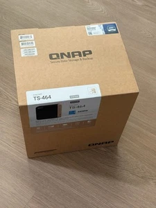 QNAP TS-464-8G-US 4-Bay Diskless Storage System - Photo 1/1