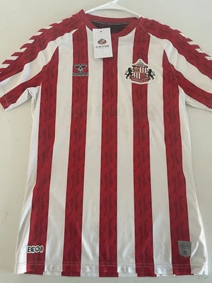 Sunderland FC Soccer Jersey - Men’s Small - Youth XL - Hummels - Home -Red/White - Image 1 of 4