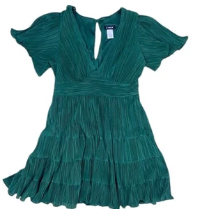 B. Darlin Green Pleated Flutter Sleeve Tiered Mini Dress Size 16 V-Neck - Picture 1 of 6