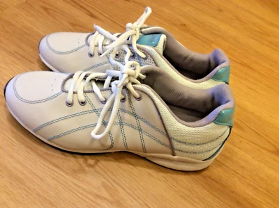 Curves Sz 10 Women Sneaker Synthetic M Z Traction Running Walking Jogging White - Image 1 of 4