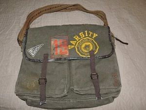 Gap 86 messenger bag canvas army green with varsity patches - Picture 1 of 12