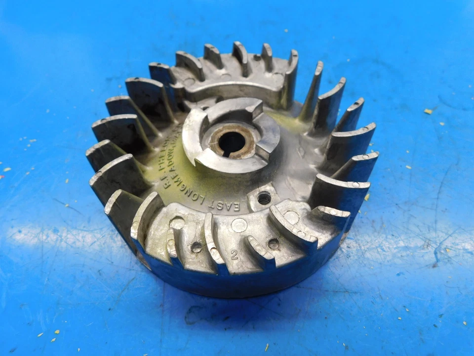 VOLANTE PARA MOTOSIERRA PIONEER P-25 --- CAJA 5002 G Foto 1 de 1