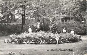 Postal en House Of David Park Benton Harbor, Michigan gente disfrutando de la naturaleza - Imagen 1 de 4