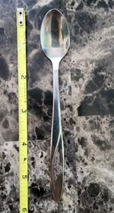 VTG TAIWAN STAINLESS DELUXE THE FIRST YEARS ROSE PATTERN INFANT FEEDING SPOON👶 - Picture 1 of 6