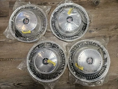 Tapacubos de rueda AMC Ambassador 1970 14" OEM NOS  Foto 1 de 4