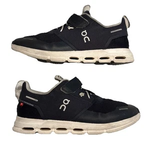 On Cloud Play Shoes Sneakers Navy Blue Athletic Running Kids Youth Size K2.5 - Picture 1 of 12