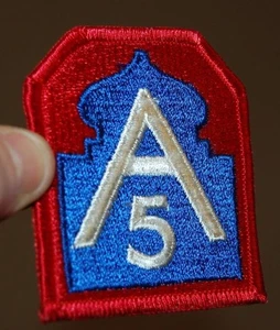 NOS A 5  EMBROIDERED MILITARY SHOULDER UNIFORM  PATCH  2.5" x 2.75" - Picture 1 of 3