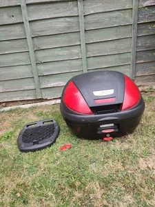 Givi Monolock Motorcycle Motorbike Lockable Detachable Top Box With Base Plate - Picture 1 of 15