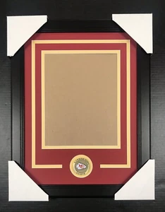 Kansas City Chiefs Medallion Frame Kit 8x10 Photo Double Mat VERTICAL - Picture 1 of 2