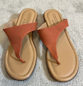 COCONUTS by MATISSE Mikayla Thong Slide Sandals Peach Eyelets Size 8M - Picture 1 of 10