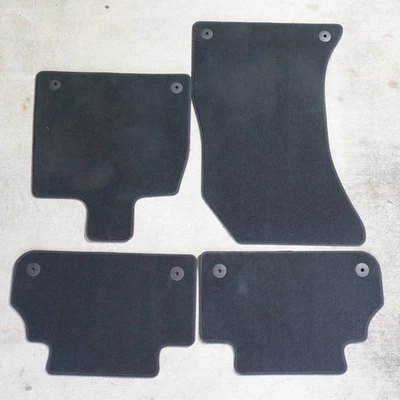 Juego de alfombrillas Audi OEM 80B863691A 80A86450A para alfombras A4 S4 B9 2017-2019 Foto 1 de 4