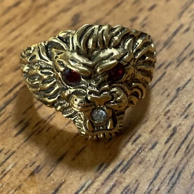 18 K HGE Ring With Lion Head Red Eyes Dia Sym In Mouth, Size 13 - Image 1 of 4