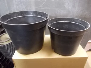 ilk.Pflanztöpfe 15x3ltr. plus 15x 5Ltr. - Bild 1 von 8
