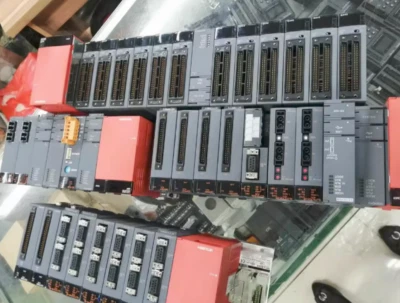 Urgent Delivery Mitsubishi PLC CM200DY-24H refurbished - Image 1 of 4