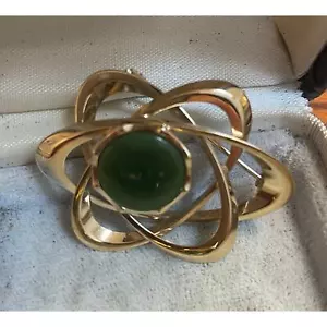 Vintage Ariki Nephrite Jade Atomic Science Broocj, Unisex Gold tone New Zealand - Picture 1 of 3
