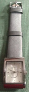 A Very Nice Ladies/Teens AVON Silver Quartz Wristwatch, 2 Pce Grey Leather Strap - Picture 1 of 2