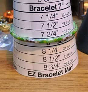 1960er chinesischer Cloisonne' grüner Emaille Armreif Armband 8" Durchmesser x 2 mm Breite in sehr gutem Zustand - Bild 1 von 4