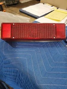Taillight Unit Assembly Part Number - 8K4-84710-01-00 For Yamaha 1982- 2000 - Picture 1 of 2