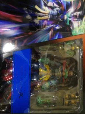 Figura Square Enix Play Arts Kai Doctor Strange - Immagine 1 di 2