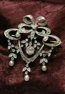 Women's Brooch Pin 14k Yellow Gold Plated 2.50Ct Round Cut Diamond Lab Created - Picture 1 of 3