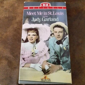 Meet Me in St. Louis (VHS 1944 MGM Musical) Judy Garland - Picture 1 of 3