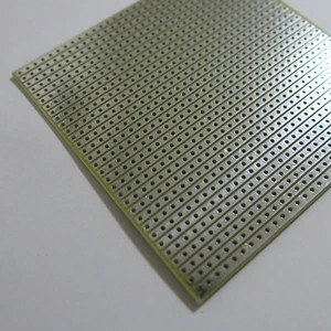 3x Stripboard 8x8cm Prototipo Papel FR4 Agujero Sin Cortar Placa de Circuito Breadboard vero - Imagen 1 de 3
