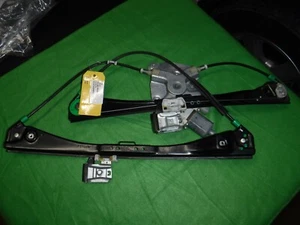 04 06 07 08 05 Chevy Malibu Maxx oem left front power window motor & regulator - Picture 1 of 2
