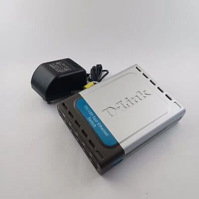 D-Link DSS-5+ 10/100 Fast Ethernet Switch with Power Adapter  - Image 1 of 4