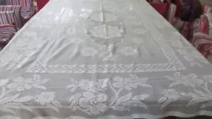 Vintage creamy white Lace polyester Tablecloth 182 cms x 130 cms - Picture 1 of 10