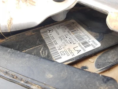 A2059067902 scheinwerfer links 4904926 MERCEDES-BENZ CLASE C T-MODEL (S205) 220 Foto 1 de 4