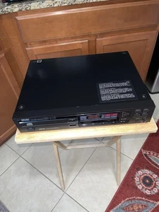 Denon DCD-1100 Cd Player. - Picture 1 of 16