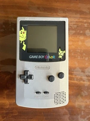 Nintendo GameBoy Color Console Gold/Silver Pokémon Special Edition Pikachu Pichu - Image 1 of 4
