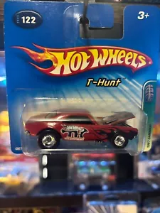 HOT WHEELS Treasure Hunt 1967 CAMARO w/RR - SHORT CARD- NON PAINTED ENGINE - Picture 1 of 2